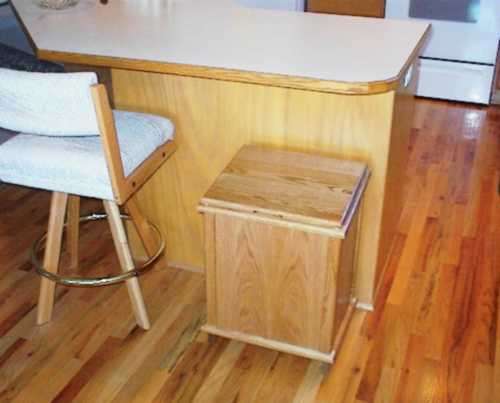 Kitchen Trash Cans, Kitchen Trash Can, Oak End Tables, and much more!! Oregon Oak Products specializes in hard to find solid oak accent and occasional furniture for your home and office.