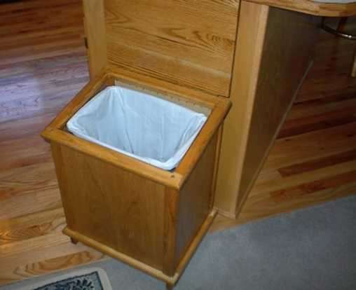 Kitchen Trash Cans, Kitchen Trash Can, Oak End Tables, and much more!! Oregon Oak Products specializes in hard to find solid oak accent and occasional furniture for your home and office.
